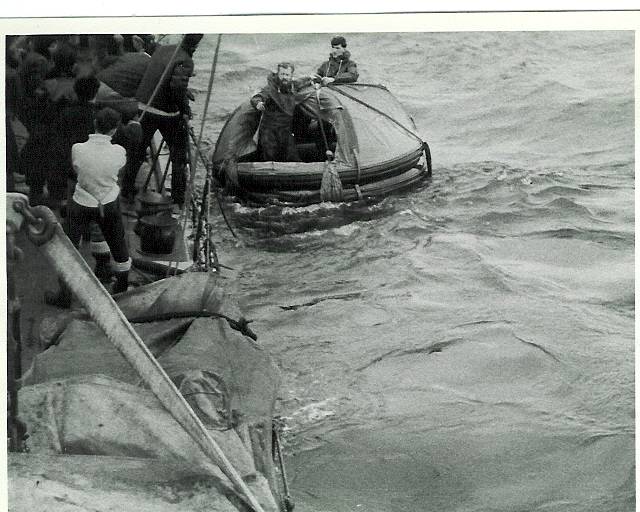 Liferaft returning to trawler